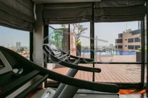 Luxury studio apartment pool and gym daun penh for rent
