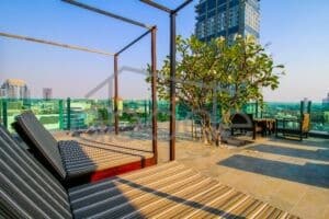 3-bedroom penthouse apartment for rent near Bassac Lane