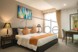 3 bedroom serviced apartment Wat Phnom