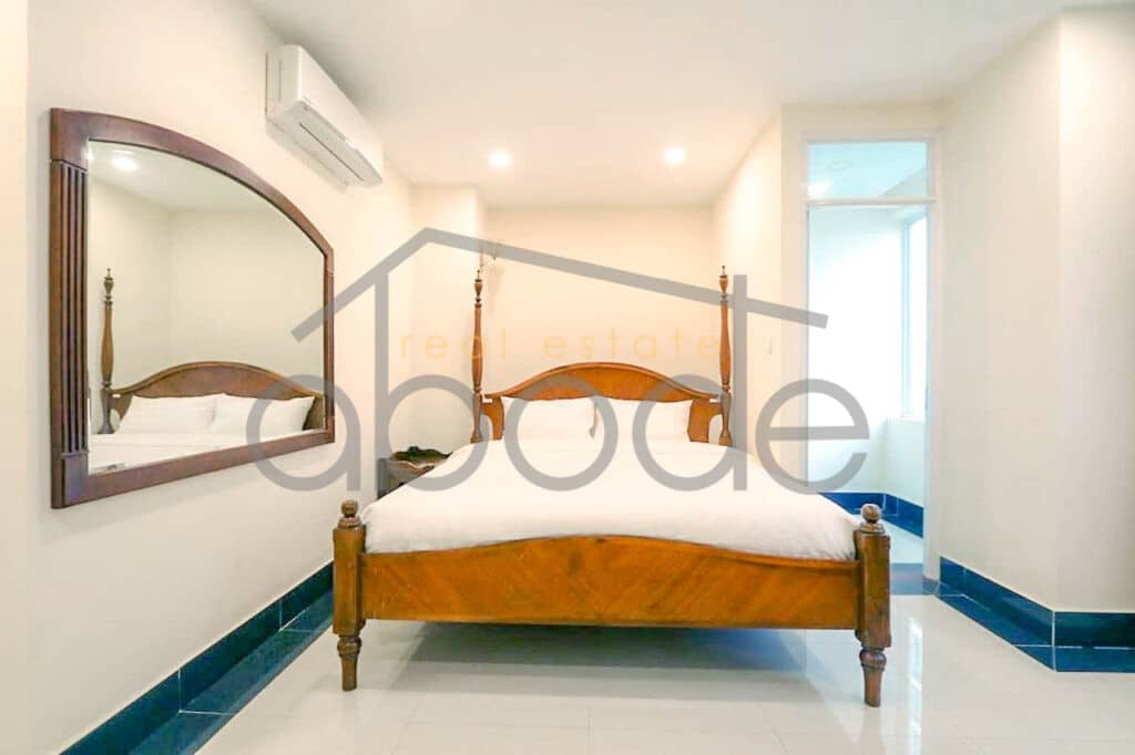 3 bedroom serviced apartment for rent BKK 1