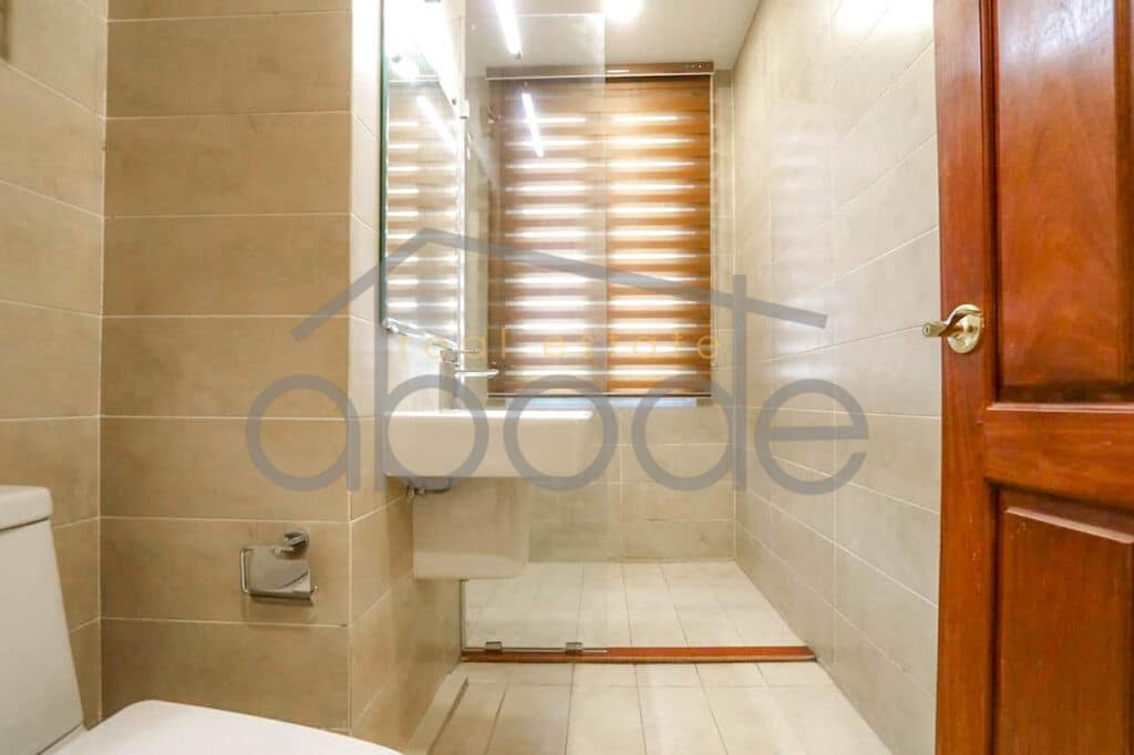 3 bedroom serviced apartment for rent BKK 1