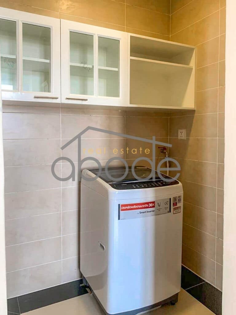 3 bedroom serviced apartment for rent BKK 1