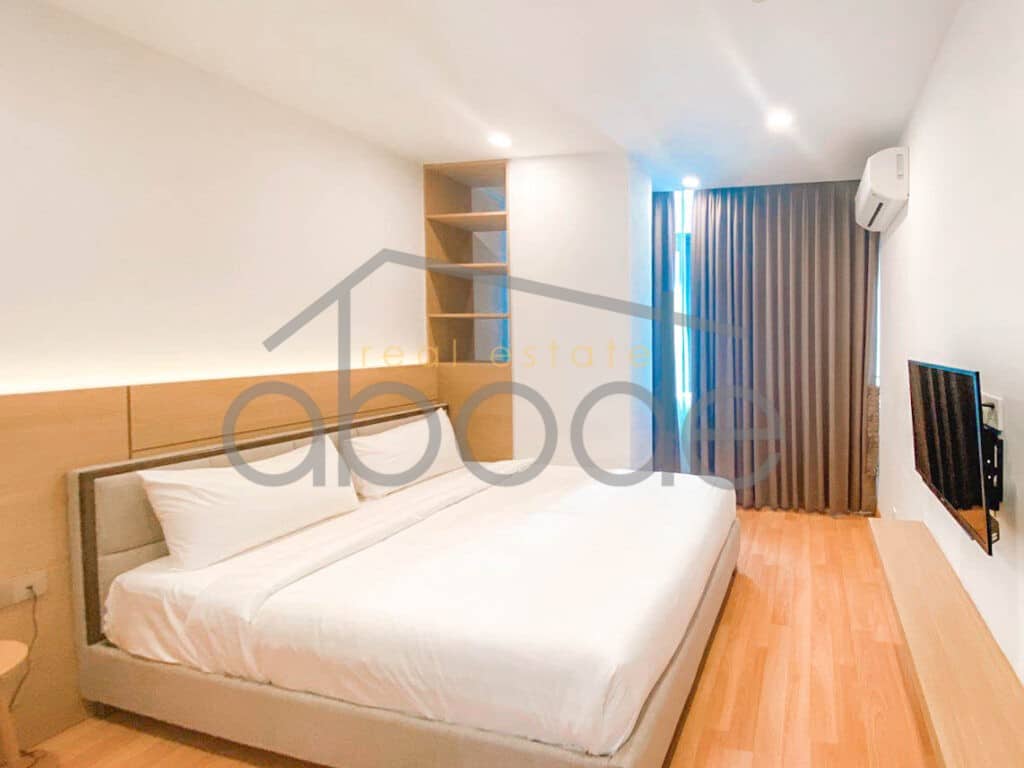 3 bedroom serviced apartment for rent Tonle Bassac