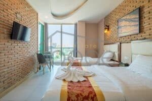 45 room hotel for rent Russian Market