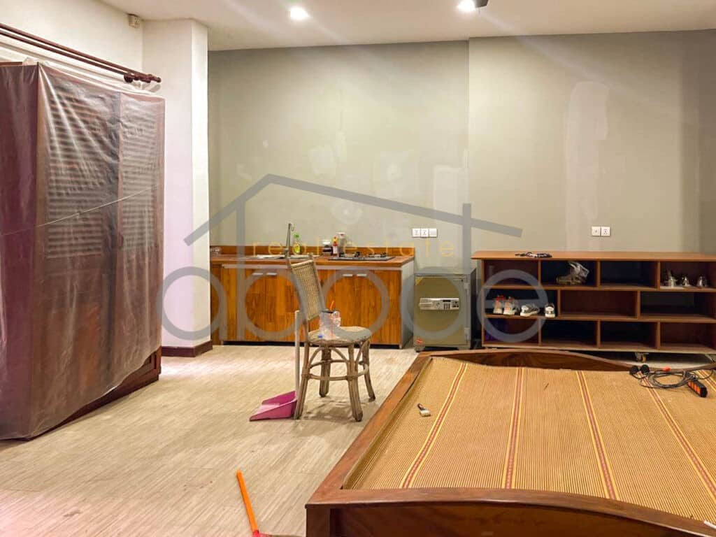 Large villa for rent Daun Penh central Phnom Penh