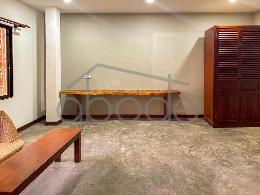 Large villa for rent Daun Penh central Phnom Penh