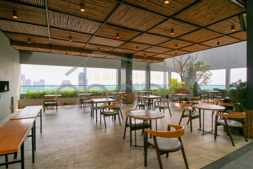 Luxury 1 bedroom condo for sale BKK 1