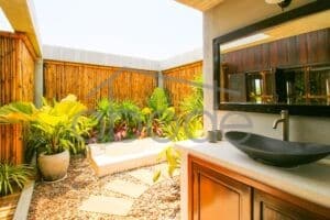Traditional Khmer villa swimming pool for rent Areyksat