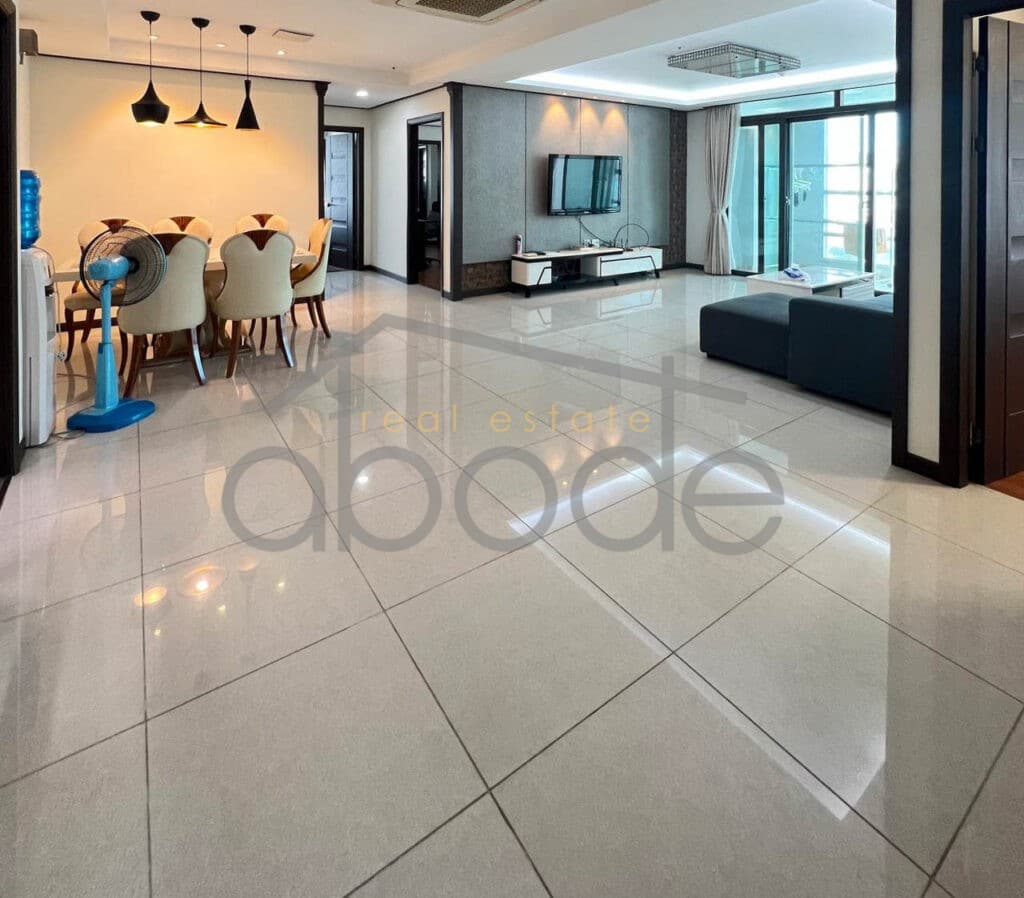 quality 3 bedroom condo for rent BKK 1