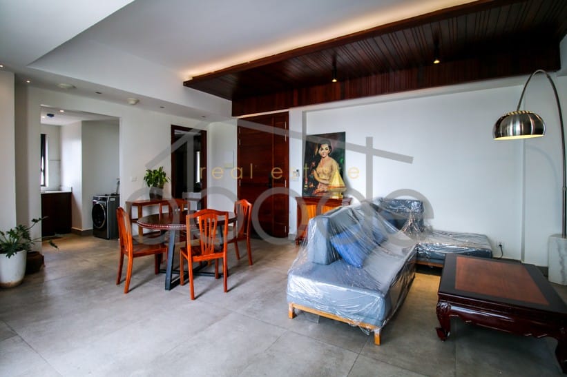 2 bedroom apartment for rent central Phnom Penh