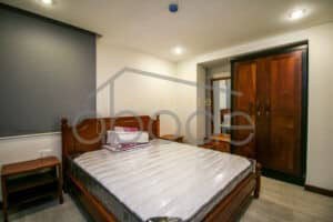 2 bedroom apartment for rent central Phnom Penh