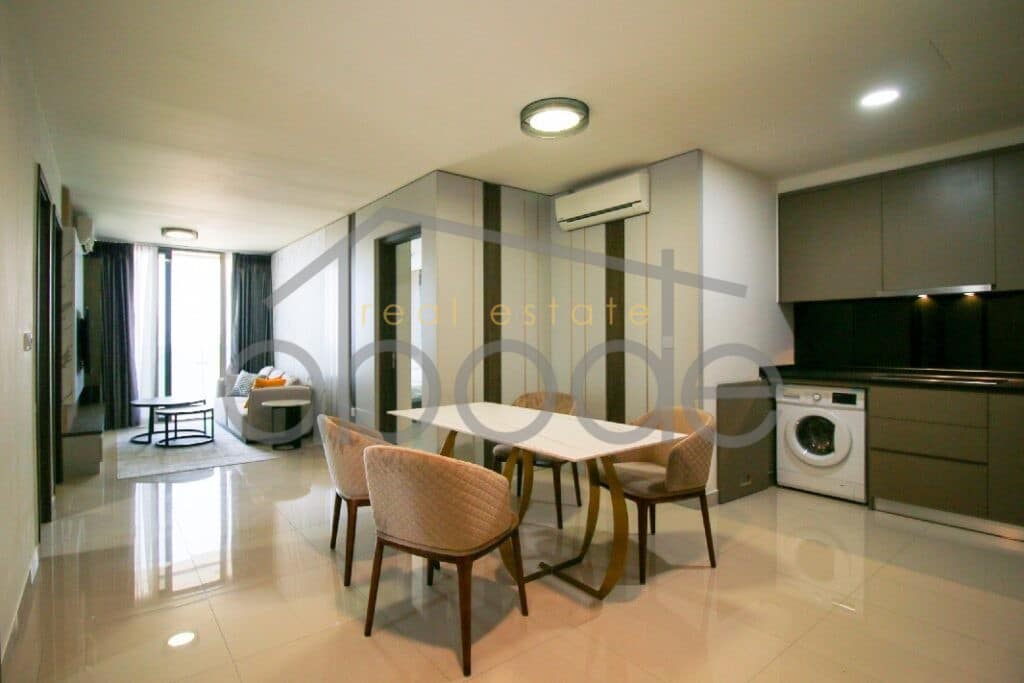 3 bedroom apartment for rent The Peak condo