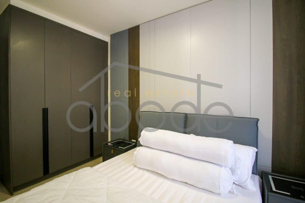 3 bedroom apartment for rent The Peak condo