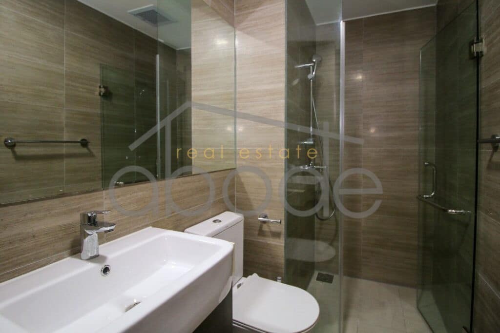 3 bedroom apartment for rent The Peak condo