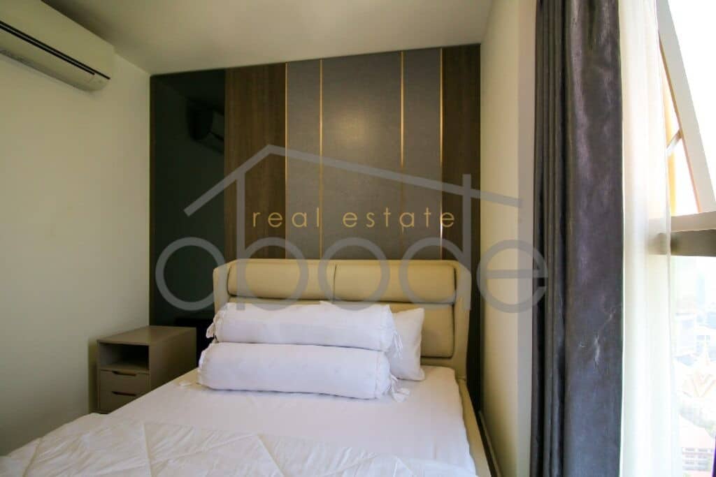 3 bedroom apartment for rent The Peak condo