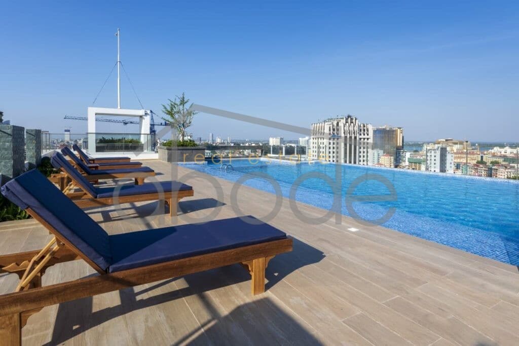 Luxury 1-bedroom modern design apartment for rent BKK 1