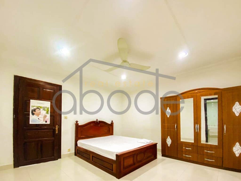 6 bedroom villa for rent Daun Penh