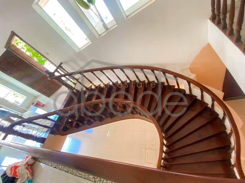 6 bedroom villa for rent Daun Penh