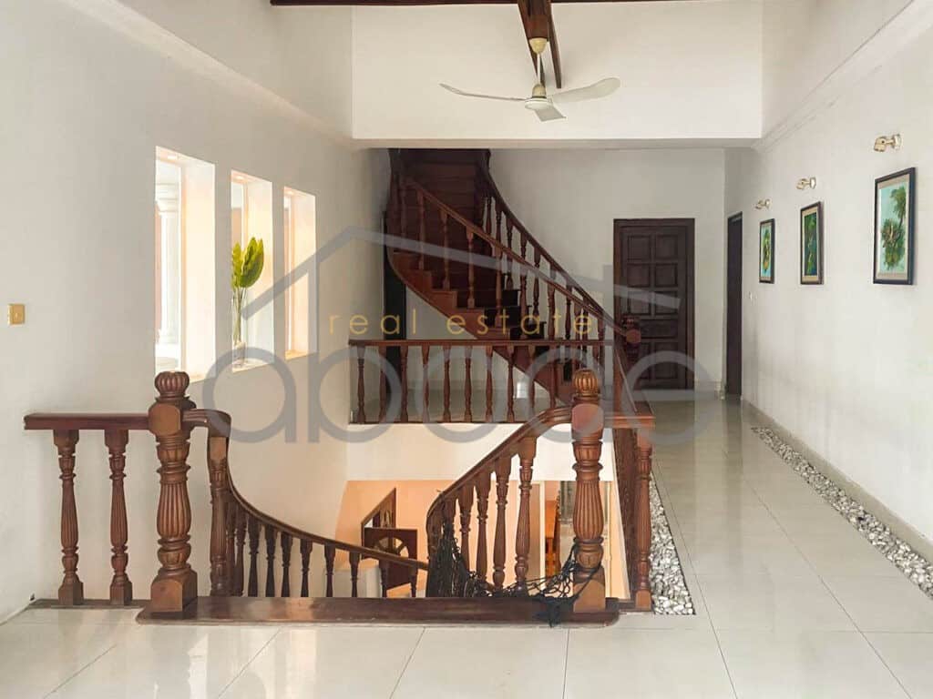 6 bedroom villa for rent Daun Penh