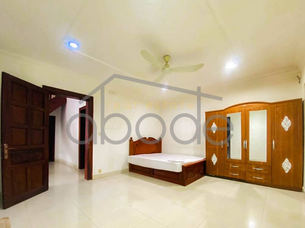 6 bedroom villa for rent Daun Penh