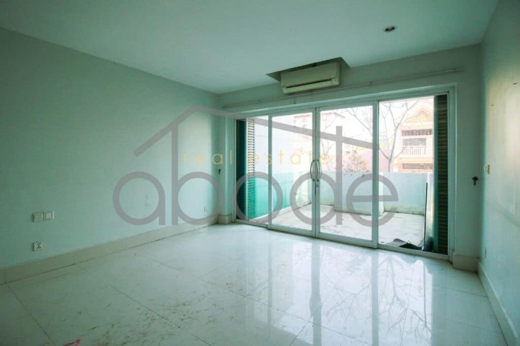 6 floor commercial building for rent Daun Penh