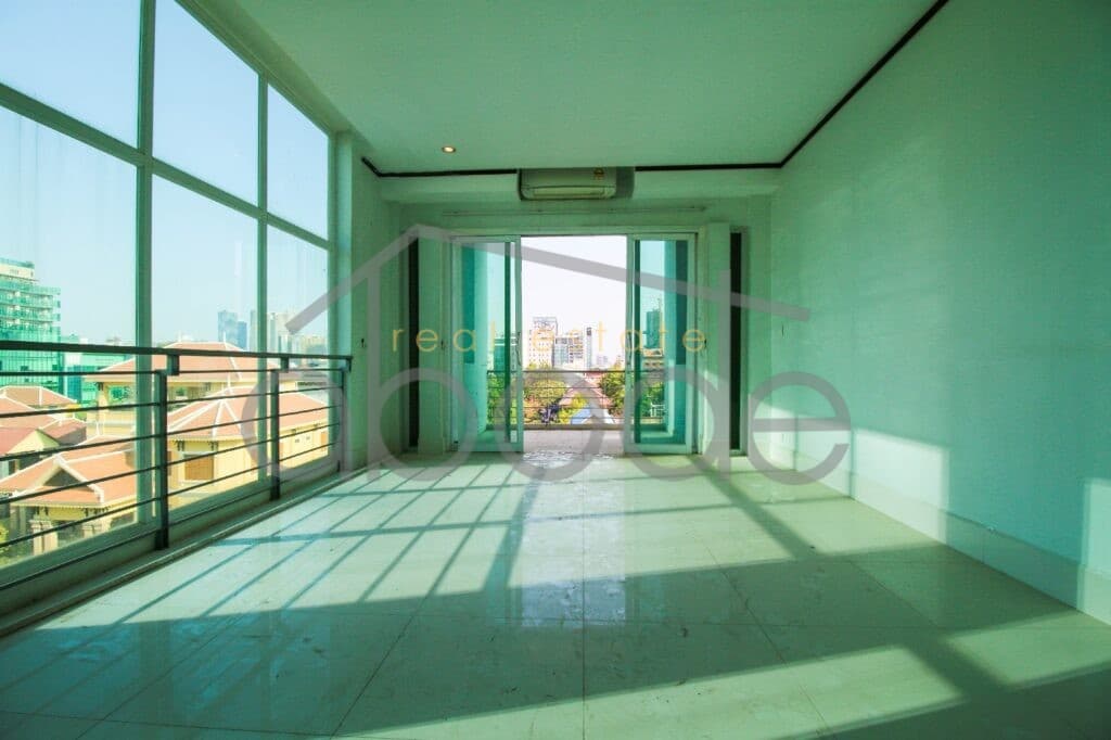 6 floor commercial building for rent Daun Penh