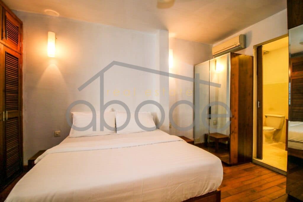Daun Penh Riverside apartment for rent