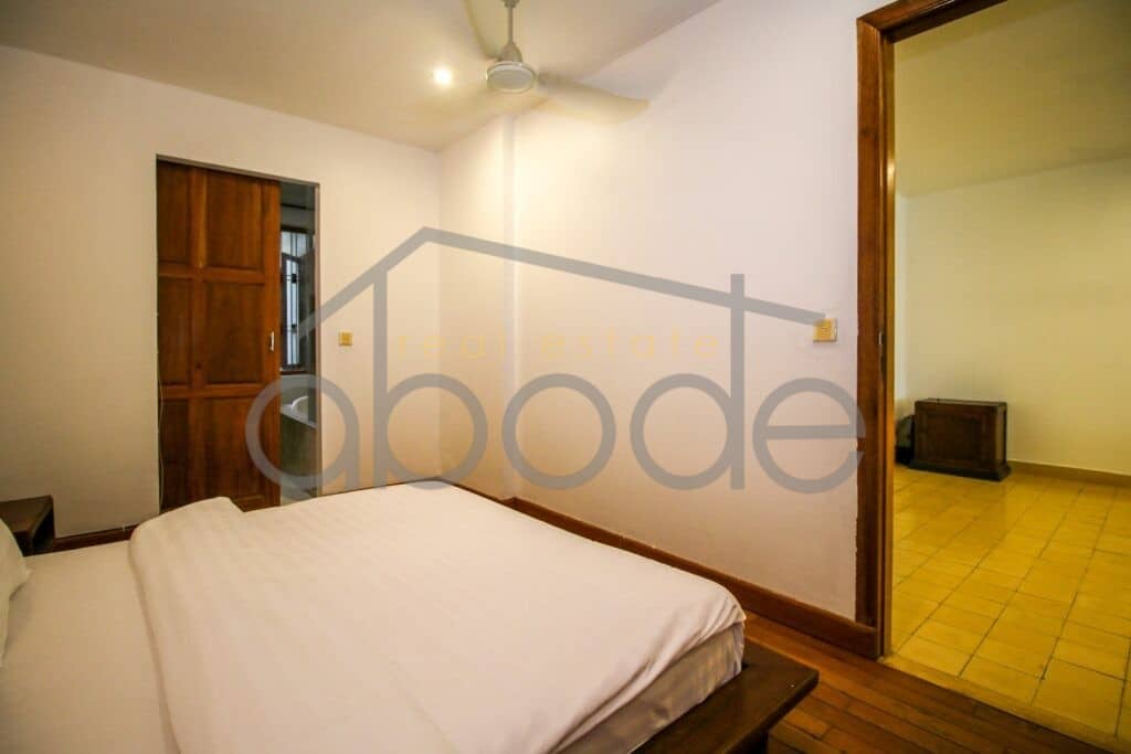 Daun Penh Riverside apartment for rent
