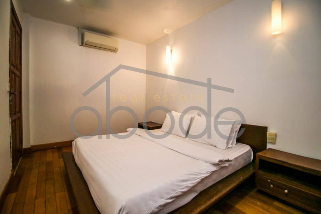 Daun Penh Riverside apartment for rent