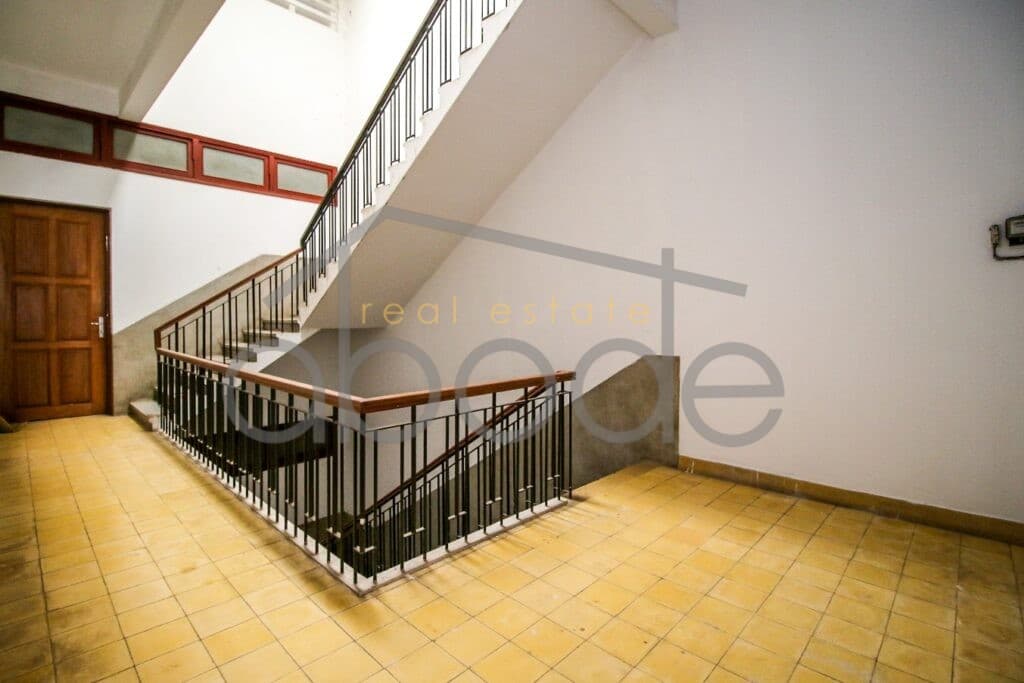 Daun Penh Riverside apartment for rent