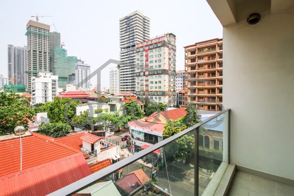 Japanese studio apartment for rent BKK 1