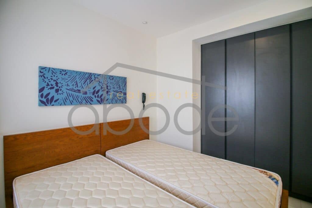 Japanese style 2-bedroom apartment for rent BKK 1