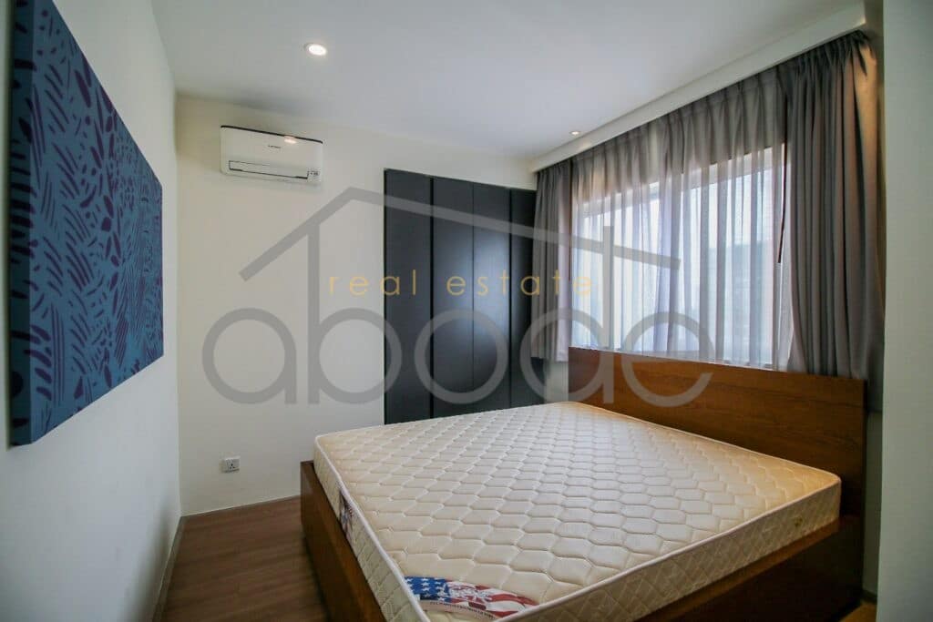 Japanese style 2-bedroom apartment for rent BKK 1