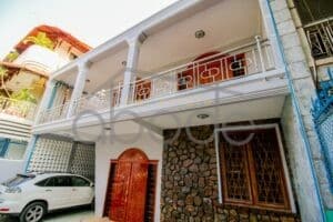 Post colonial villa for rent near BKK 1
