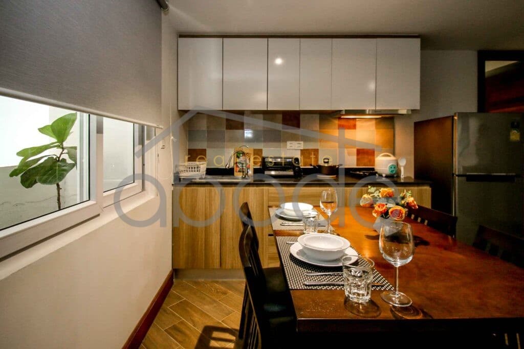 luxury 2 bedroom apartment for rent Russian Market