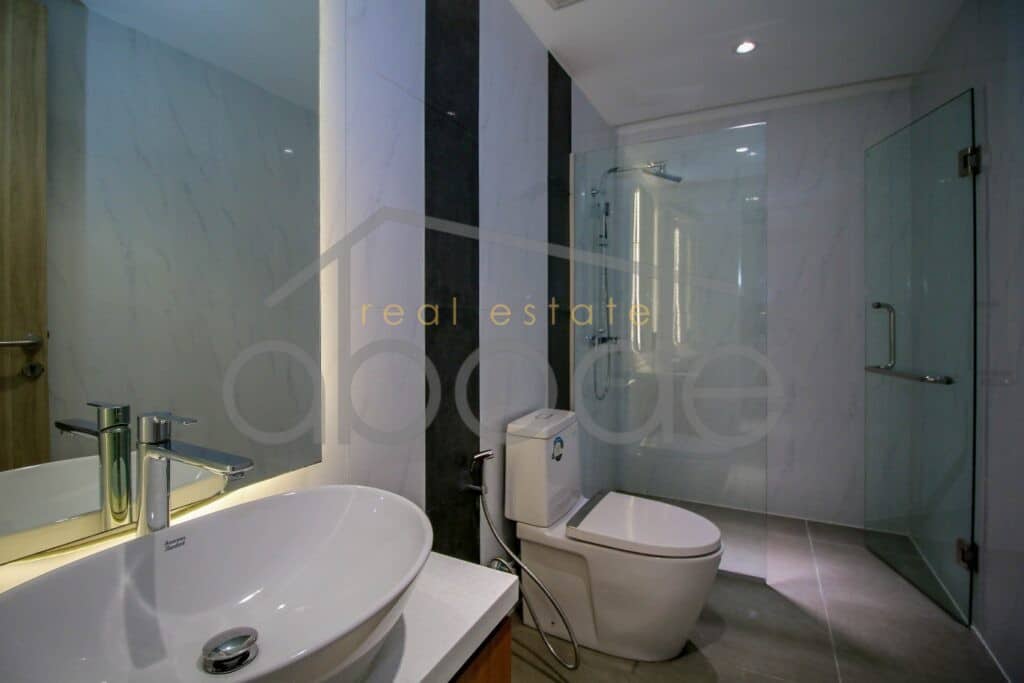 1 bedroom apartment for rent Penthouse Residence Tonle Bassac