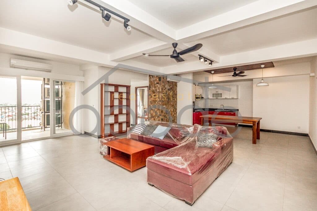 2 bedroom Chamkarmon apartment for rent