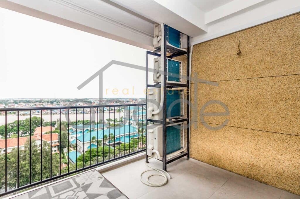 2 bedroom Chamkarmon apartment for rent