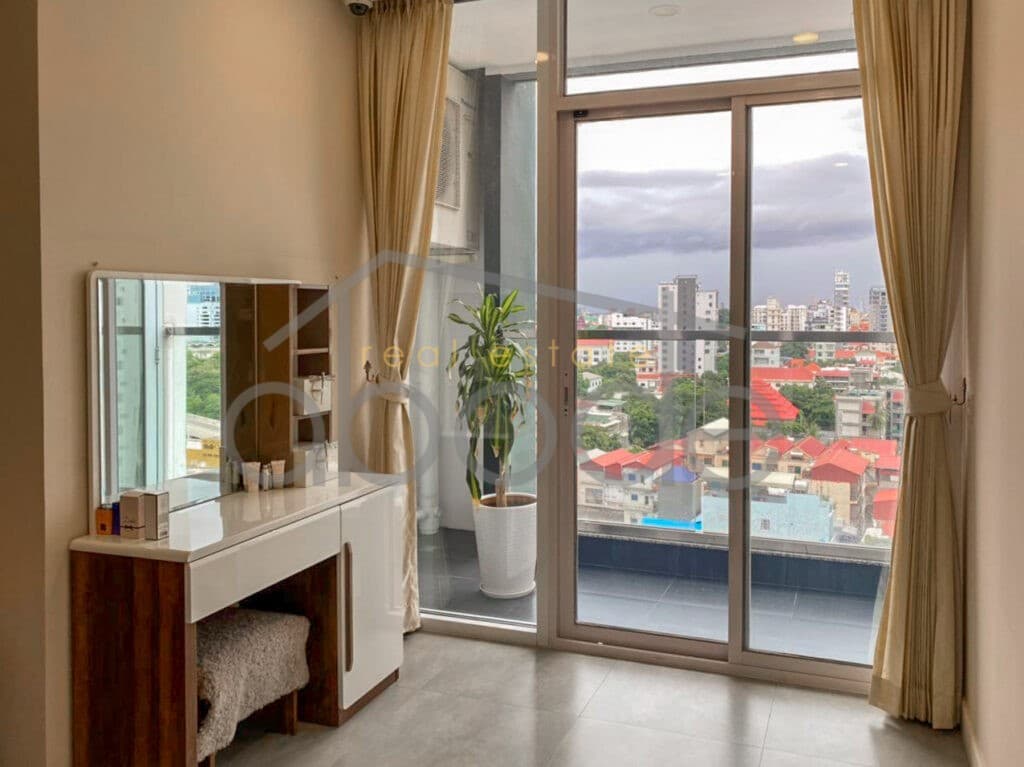 2 bedroom apartment condo for sale The Penthouse Bassac Lane