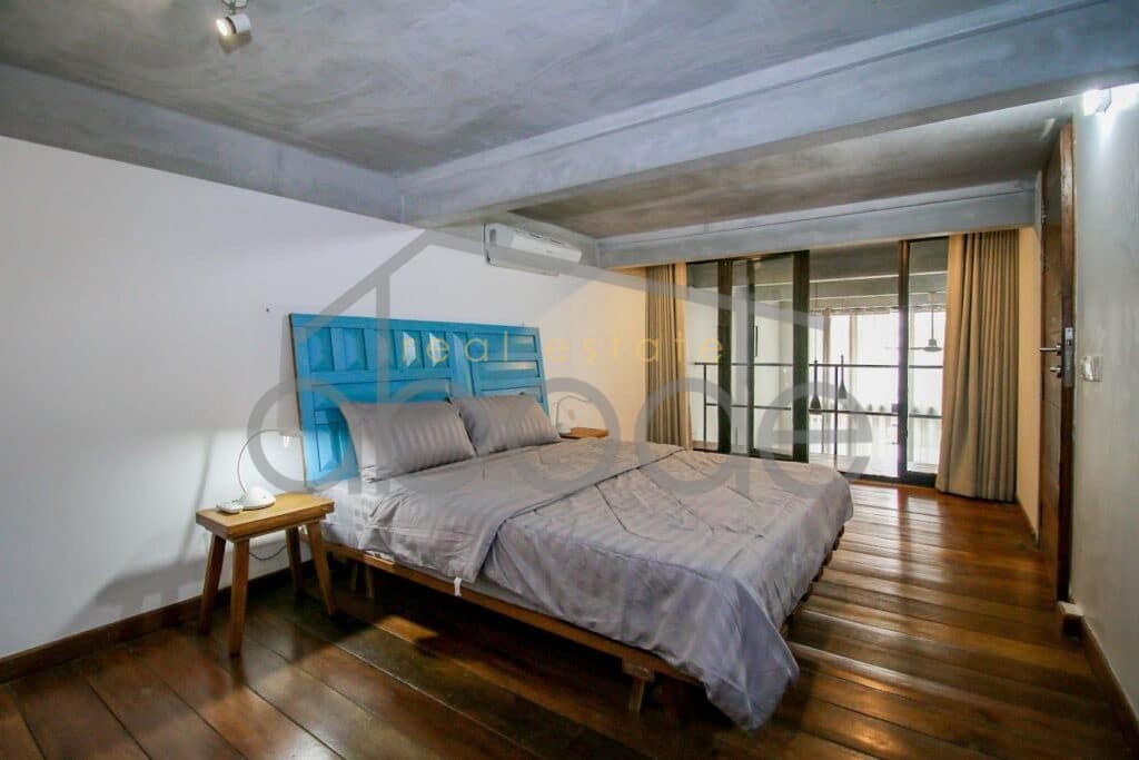 2 bedroom apartment for rent Riverside Daun Penh