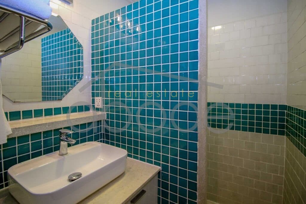 2 bedroom apartment for rent Riverside Daun Penh