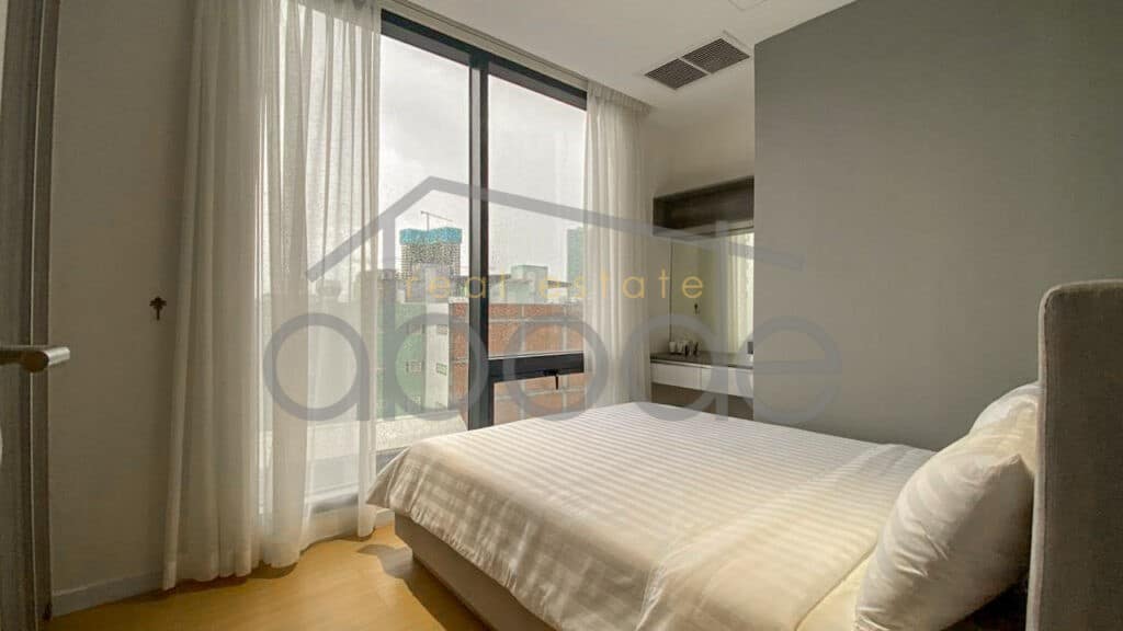 2 bedroom apartment for sale penthouse condo bassac lane
