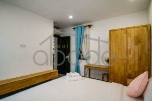 2 bedroom apartment swimming pool for rent Russian Market