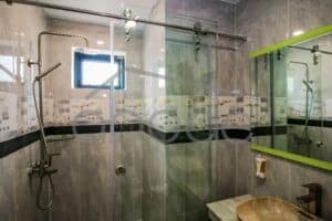 2 bedroom apartment swimming pool for rent Russian Market