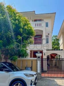 4 bedroom villa for rent Chroy Changvar