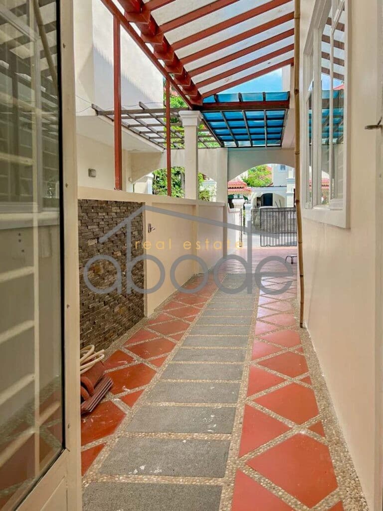 4 bedroom villa for rent Chroy Changvar