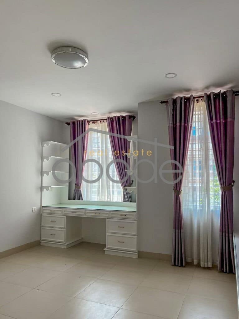 4 bedroom villa for rent Chroy Changvar
