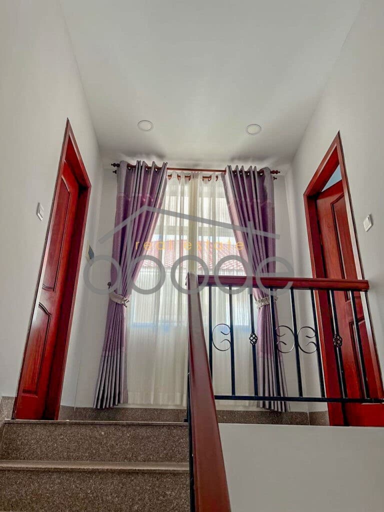 4 bedroom villa for rent Chroy Changvar