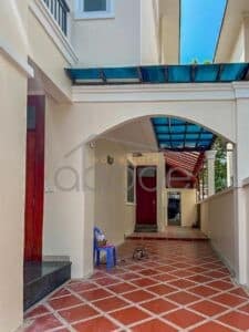 4 bedroom villa for rent Chroy Changvar