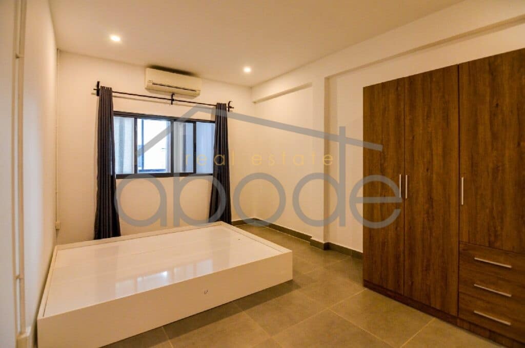 Modern 3 bedroom apartment for rent Central Market